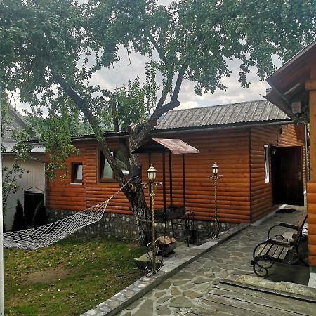 Kotiedzh u Mariny Villa Yaremche Bagian luar foto