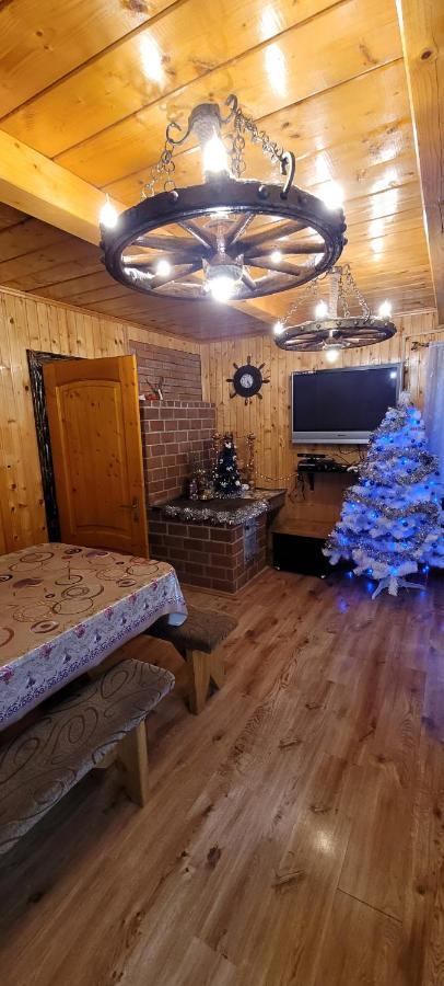 Kotiedzh u Mariny Villa Yaremche Bagian luar foto