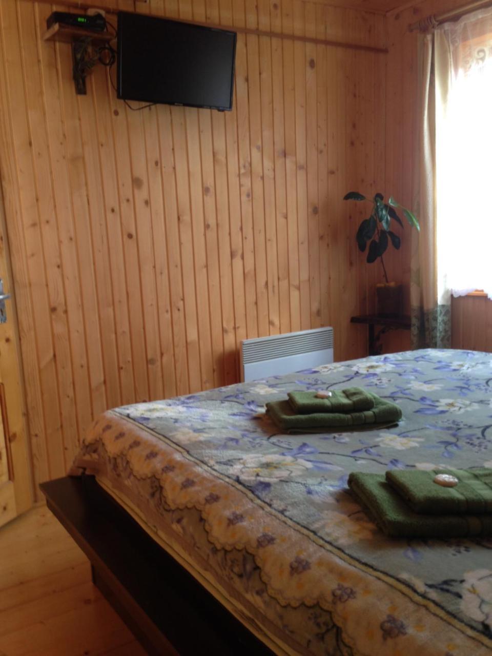 Kotiedzh u Mariny Villa Yaremche Bagian luar foto
